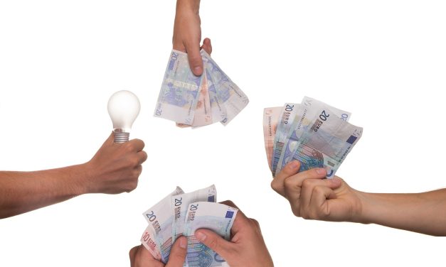 <strong>Geld verdienen met crowdfunding? Let op de vele risico’s</strong>